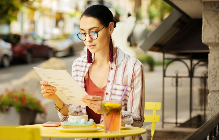 Gen Z Says Forget FOMO, It's 'Menu Anxiety' You Should Fear