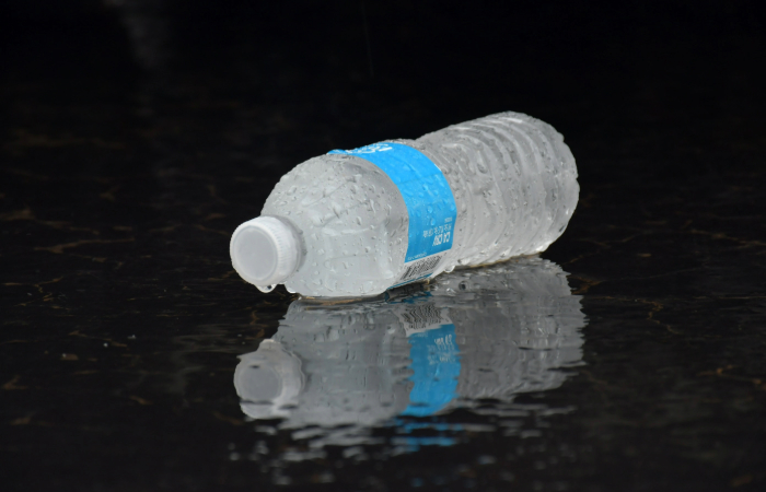 Microplastics in water bottles