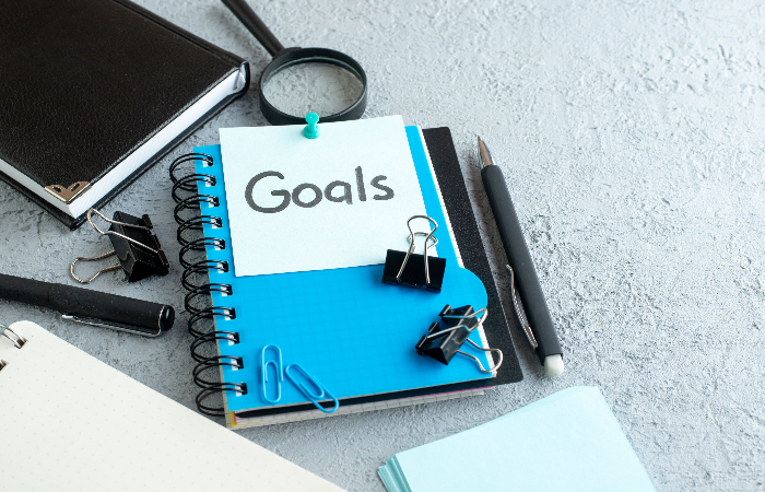 achieve goals with a monthly approach