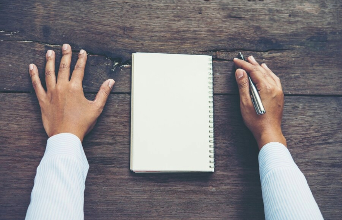 Right-Handed or Left-Handed